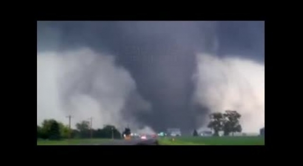 فیلم : تصاویر جالبی از یک طوفان دوقلو