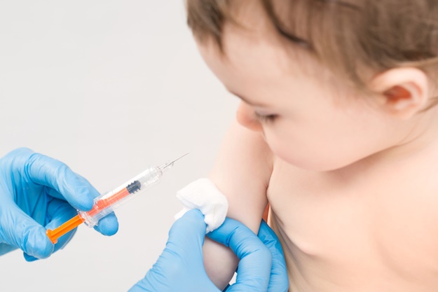 همه آنچه درباره واکسیناسیون کشوری فلج اطفال باید بدانید+ شرایط تزریق واکسن و شایعه‌های دروغین