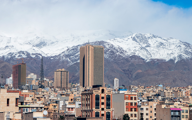 شاخص هوای تهران در ۲۸ بهمن/ هوای پایتخت به شرایط سالم بازگشت