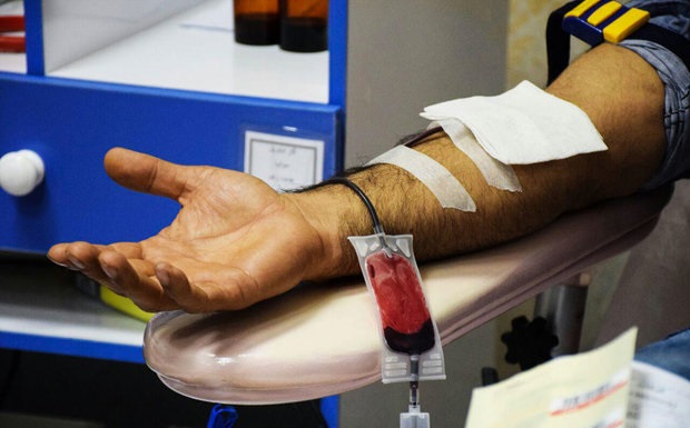 کاهش آمار مراجعه اهدا کنندگان خون در ماه پایانی سال/  مصرف خون و فراورده‌های آن در اسفندماه افزایش می‌یابد