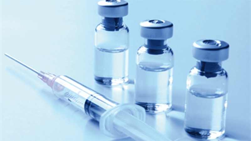 کمبود دروغین واکسن را بهانه‌ای برای واردات کرده‌اند/ ضرورت نظارت سازمان دامپزشکی بر روند توزیع واکسن های موسسه رازی در کشور