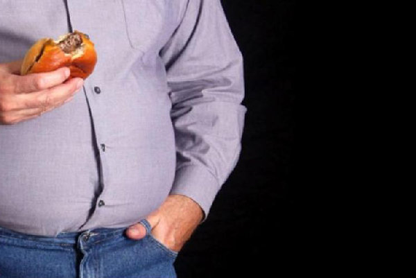 چاقی موجب کاهش تستوسترون در مردان می شود