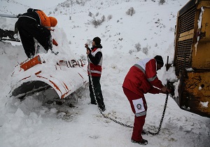 وقوع برف و کولاک در ۸ استان کشور/ امدادرسانی به یک هزار نفر در ۱۷ محور کوهستانی