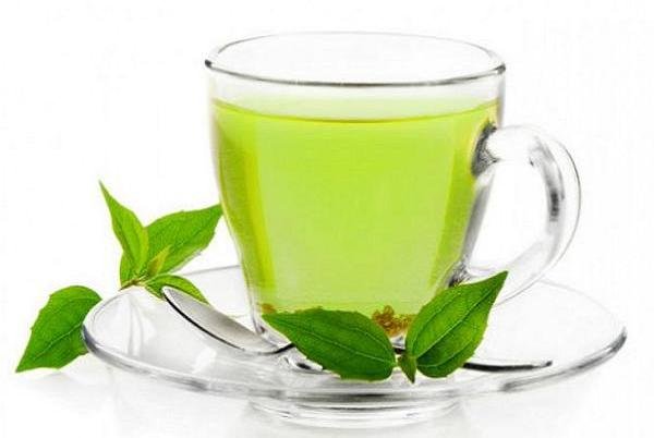 چای سبز به مقابله با چاقی و التهاب کمک می کند