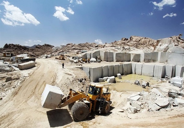 ایران چهارمین ذخایر سنگ جهان را دارد/هزار و هشتصد معدن فعال در کشور وجود دارد