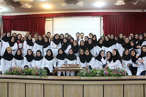 جشن تکلیف و مسئولیت پذیری دانشجویان پزشکی در قزوین برگزار شد