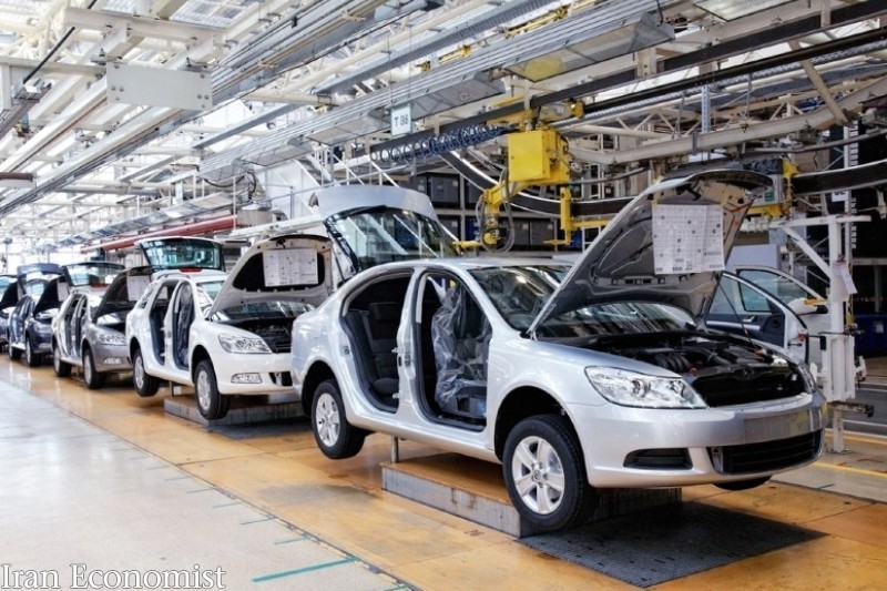 کاهش 37.8 درصدی تولید پارسال انواع خودرو