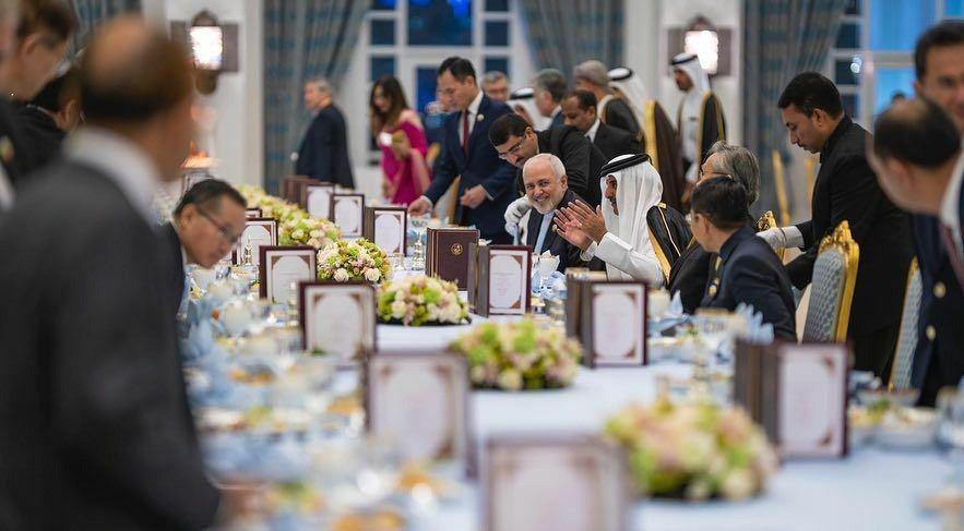 حضور ظریف در ضیافت شام امیر قطر