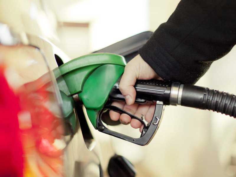 بهای سوخت درانگلیس با لغو معافیت نفتی ایران،افزایش یافت
