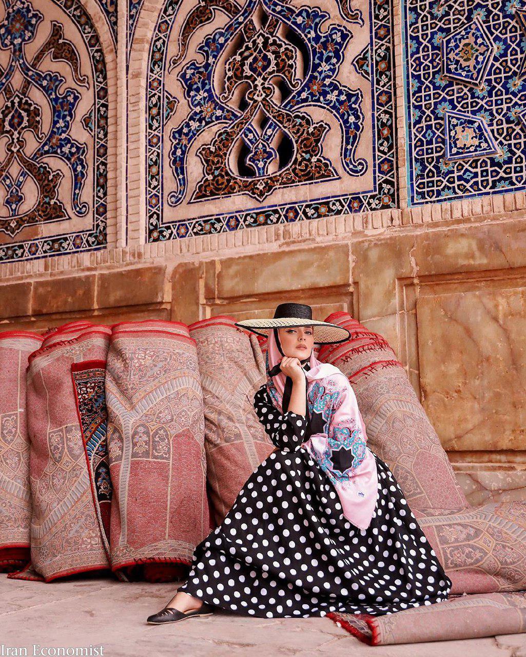 عکس بازی‌ ایدا دختر بوسنیایی با مساجد و بناهای تاریخی