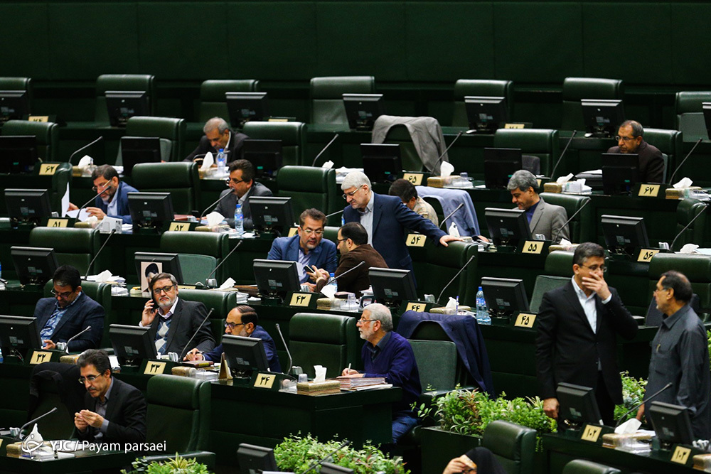 برگزاری جلسه غیر علنی مجلس برای بررسی اقدامات متقابل ایران در برابر آمریکا