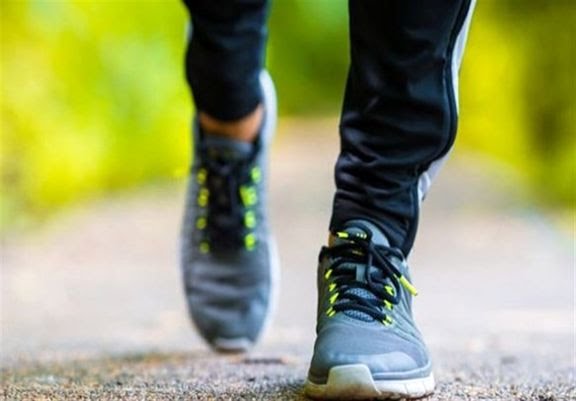 محبی/ راهکار‌هایی برای کاهش پا درد ناشی از پیاده روی