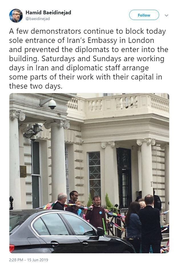سفیر ایران در انگلیس: مسدود کردن ورودی سفارت ایران در لندن توسط چند معترض