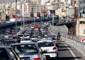 ترافیک سنگین در محور غرب به شرق بزرگراه‌های همت و حکیم