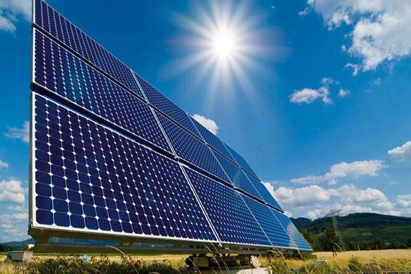 ۳۶ مگاوات نیروگاه خورشیدی در غرب کشور احداث می‌شود