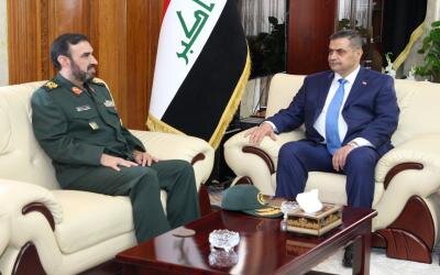 دیدار وابسته نظامی ایران در عراق با وزیر دفاع جدید این کشور