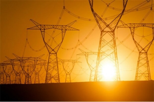 کاهش ۲۴۰۰ مگاواتی بار شبکه سراسری برق در مانور مدیریت مصرف