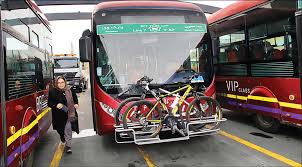 پای لنگ حمل و نقل عمومی در کلانشهرها/ شکست غول ترافیک با استفاده از دوچرخه