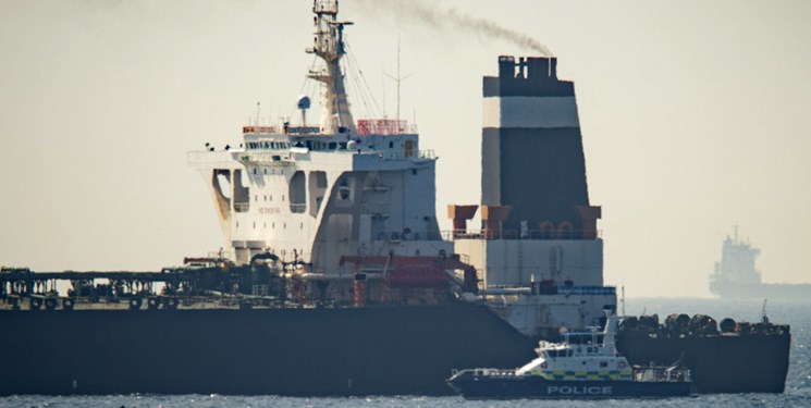 نفتکش توقیف شده ایران به زودی به خط دریایی برمی‌گردد