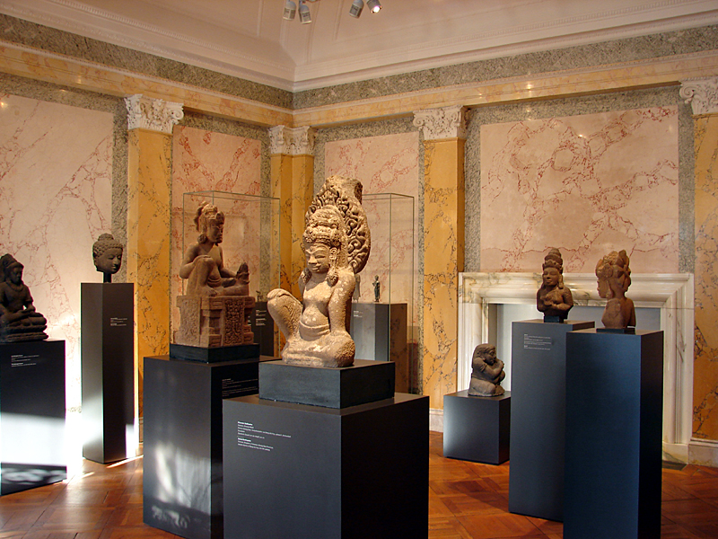 موزه‌ای اروپایی که آثار غیر اروپایی را به نمایش می‌گذارد