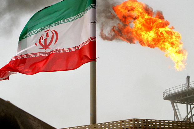 تداوم واردات نفت چین از ایران علی‌رغم تحریم‌های آمریکا
