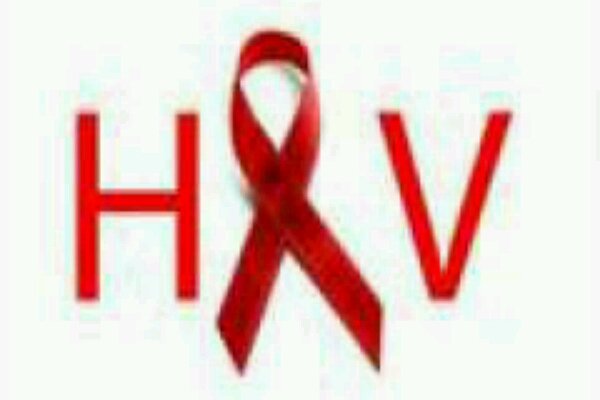 عفونت اچ آی وی کشنده نیست/ اطلاع رسانی نباید محدود شود