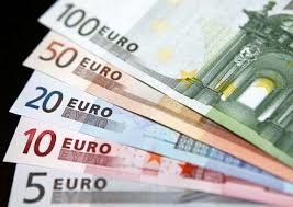 سقوط کم‌سابقه یورو