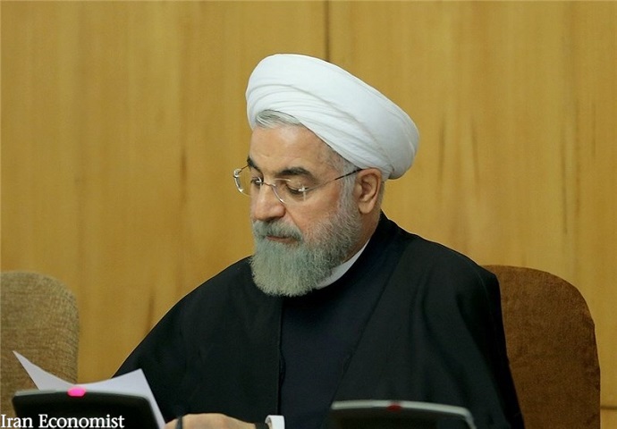 روحانی:  ارتش نَه نماد جنگ‌سالاری که مظهر پشتوانه ملت و منافع ملی است