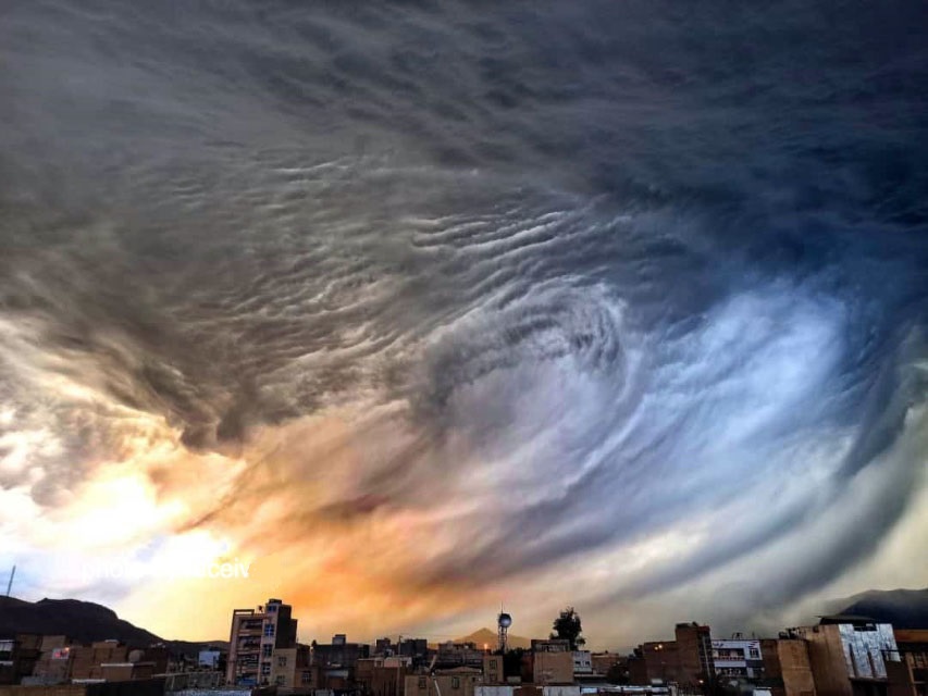ببینید|تصاویری از ابرهای عجیب در آسمان ایذه