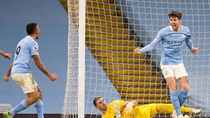 برد پرگل منچسترسیتی در لیگ برتر انگلیس