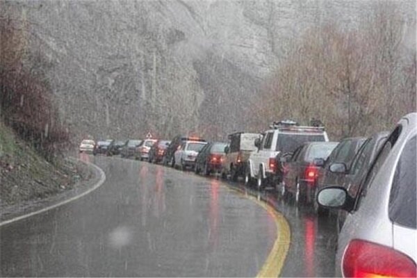 جاده چالوس به علت عملیات راهداری مسدود شد