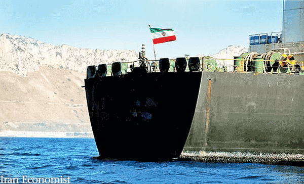 پرچم های برافراشته ایران بیخ گوش آمریکا