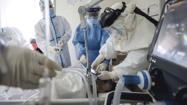 صحنه نمایشی واقعی از حمله ویروس کرونا به یک پرستار