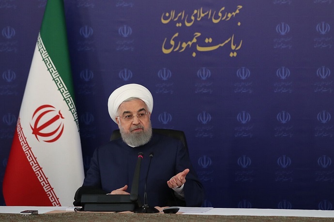 روحانی: دولت مشکلات نظام را حل  می کند به شرطی که مجلس و قوه قضاییه کنارش باشند