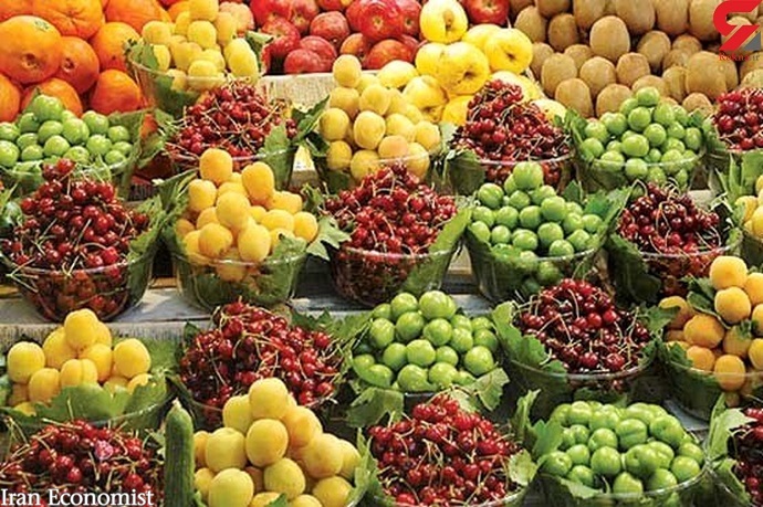 کاهش قیمت میوه در بازار/ قیمت هر کیلو انگور یاقوتی ۱۸ هزار تومان