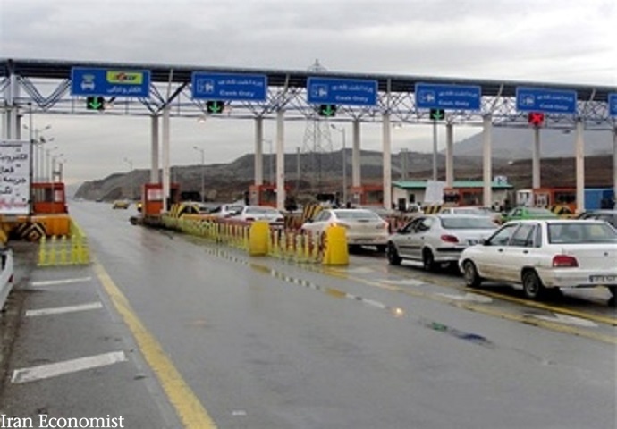 مسافران بدحساب، باجه‌های عوارض را به آزادراه تهران -شمال بازگرداندند