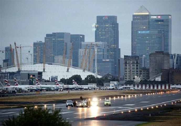 فرودگاه لندن به دلیل بحران کرونا ۳۵ درصد از کارکنان خود را اخراج می‌کند