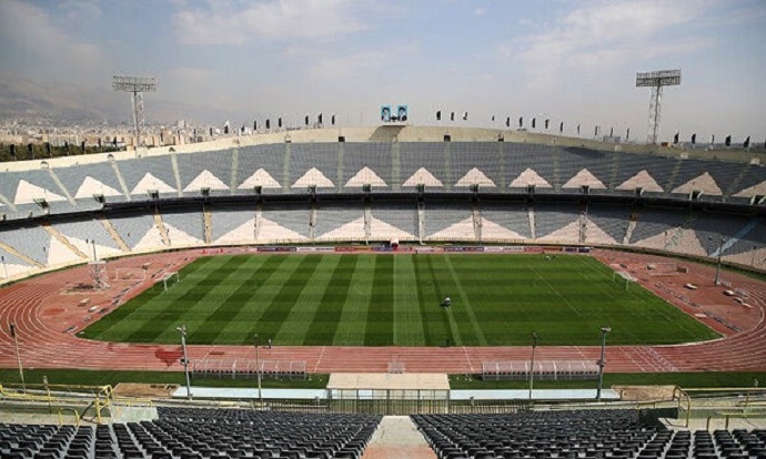ضد عفونی ورزشگاه آزادی پیش از آغاز رقابت‌های لیگ برتر
