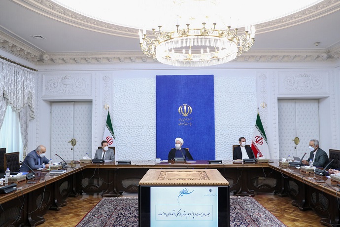 روحانی در جلسه ستاد هماهنگی اقتصادی دولت:دولت با اختصاص بسته های حمایتی از مردم در برابر تکانه های اقتصادی حمایت می کنددولت با اختصاص بسته های حمایتی از مردم در برابر تکانه های اقتصادی حمایت می کند