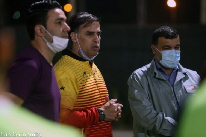 انتقاد آذری از بازیکنان فولاد بعد از انتشار پیام علیه وزیر ورزش