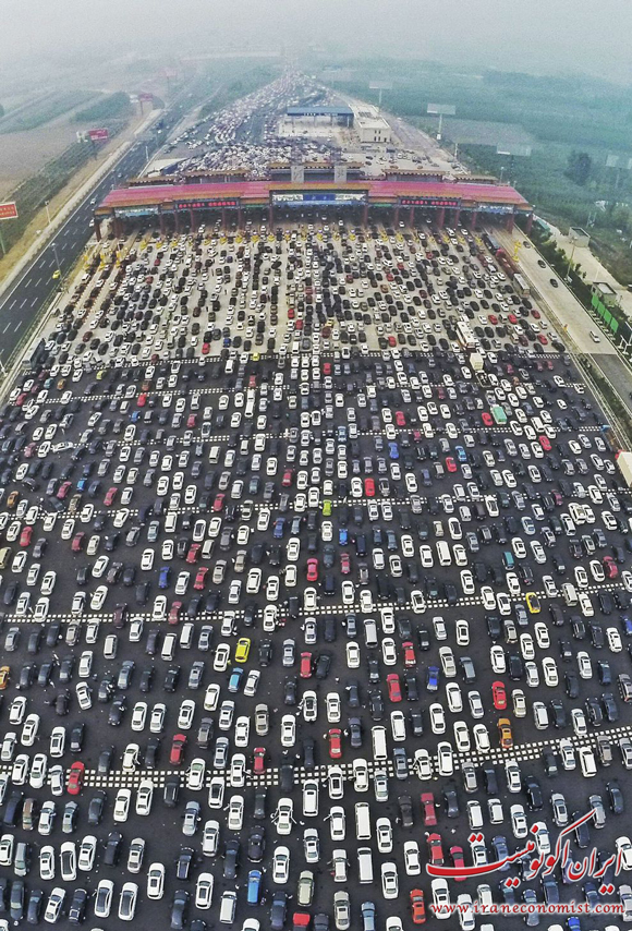 ترافیک دیوانه کننده در ورودی پکن با 50 لاین خودرو