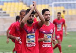 هافبک عراقی پرسپولیس پنجشنبه وارد تهران می شود