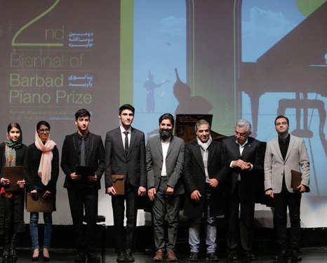 هفت شهر عشق، سرانجام از هفت خان عبور کرد / خواننده‌ای دیگر غیر مجاز شد!