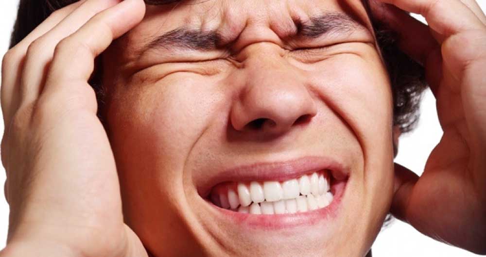 مهمترین علل سردرد که از آنها بی خبرید/ مسکن&zwnj;های طبیعی سردرد و میگرن را بشناسید/ درمان فوری سردرد و میگرن با مسکن&zwnj;های طبیعی/ چه کنیم سردرد نگیریم؟