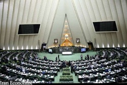 اتفاق در گمرک باردیگر در جلسه غیررسمی مجلس بررسی شد