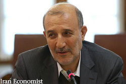 رشد نقدینگی کشور هیچ وقت به سمت تولید نرفته است