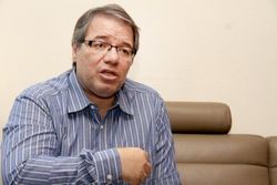 تحقیر ظریف بازی در زمین آمریکا ست