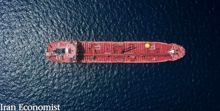 نفتکش ایرانی منتظر کاپیتان جدید/ تعلل در حرکت نفتکش فرصت سازی برای سوءاستفاده آمریکا