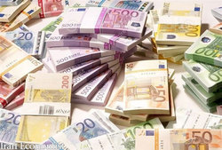نرخ ۴۷ ارز بین بانکی در ۳۰ مرداد ۹۸