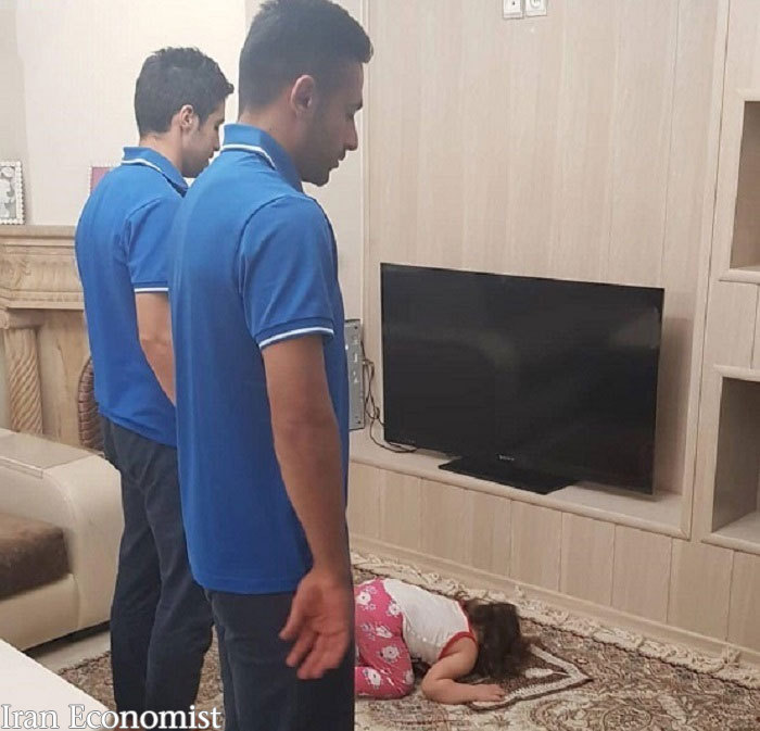 تصاویر : نماز اول وقت خوان&zwnj;های حرفه&zwnj;ای